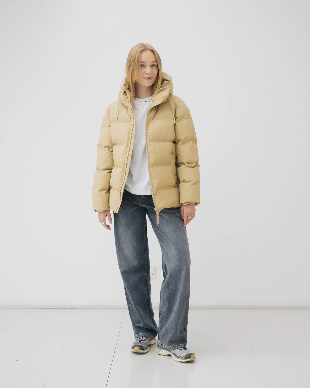 Alta Puffer Jacket W3T3 - Sand