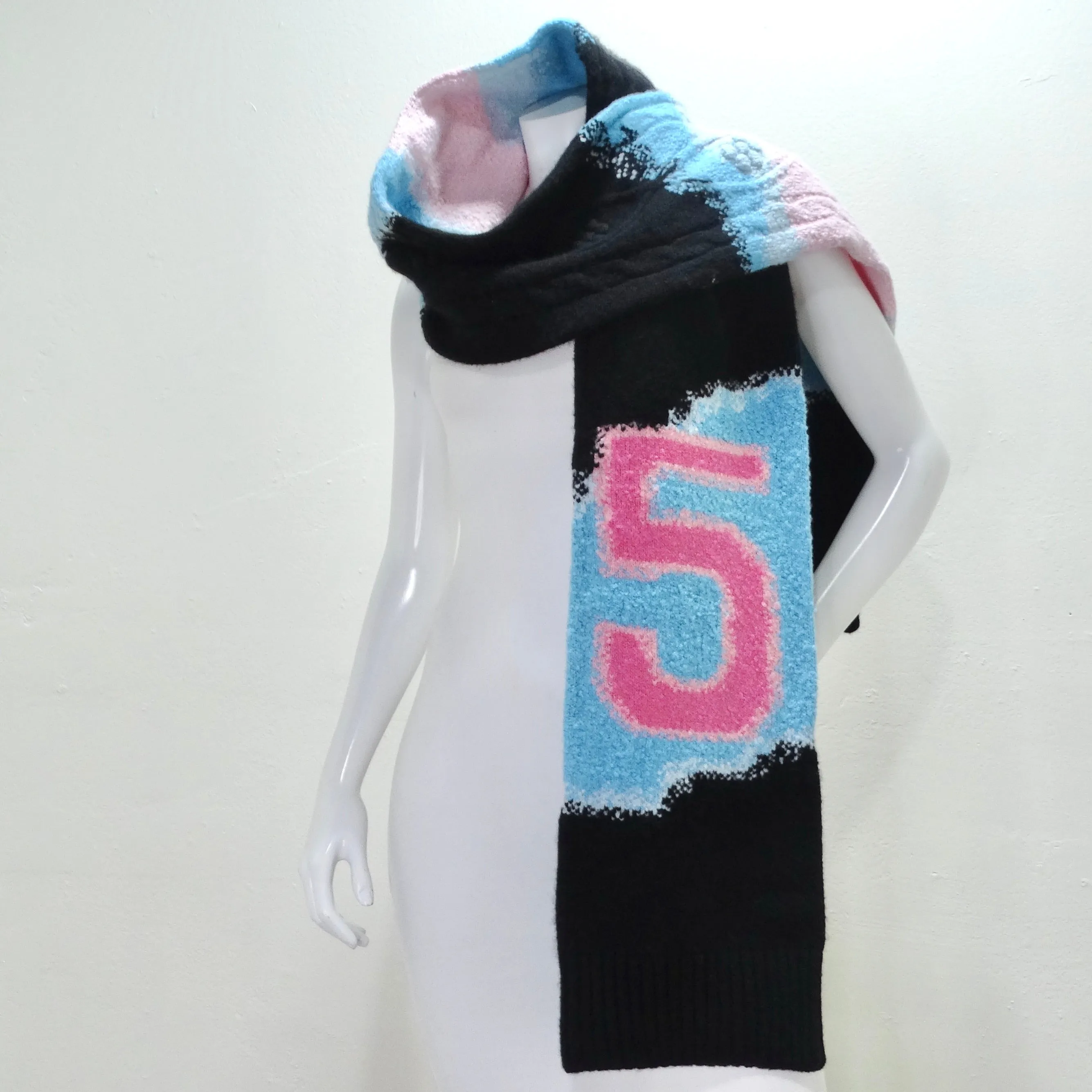 Chanel SS 2023 No 5 Cashmere Knit Scarf