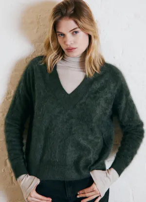 FLUFFY V NECK SWEATER RV13883