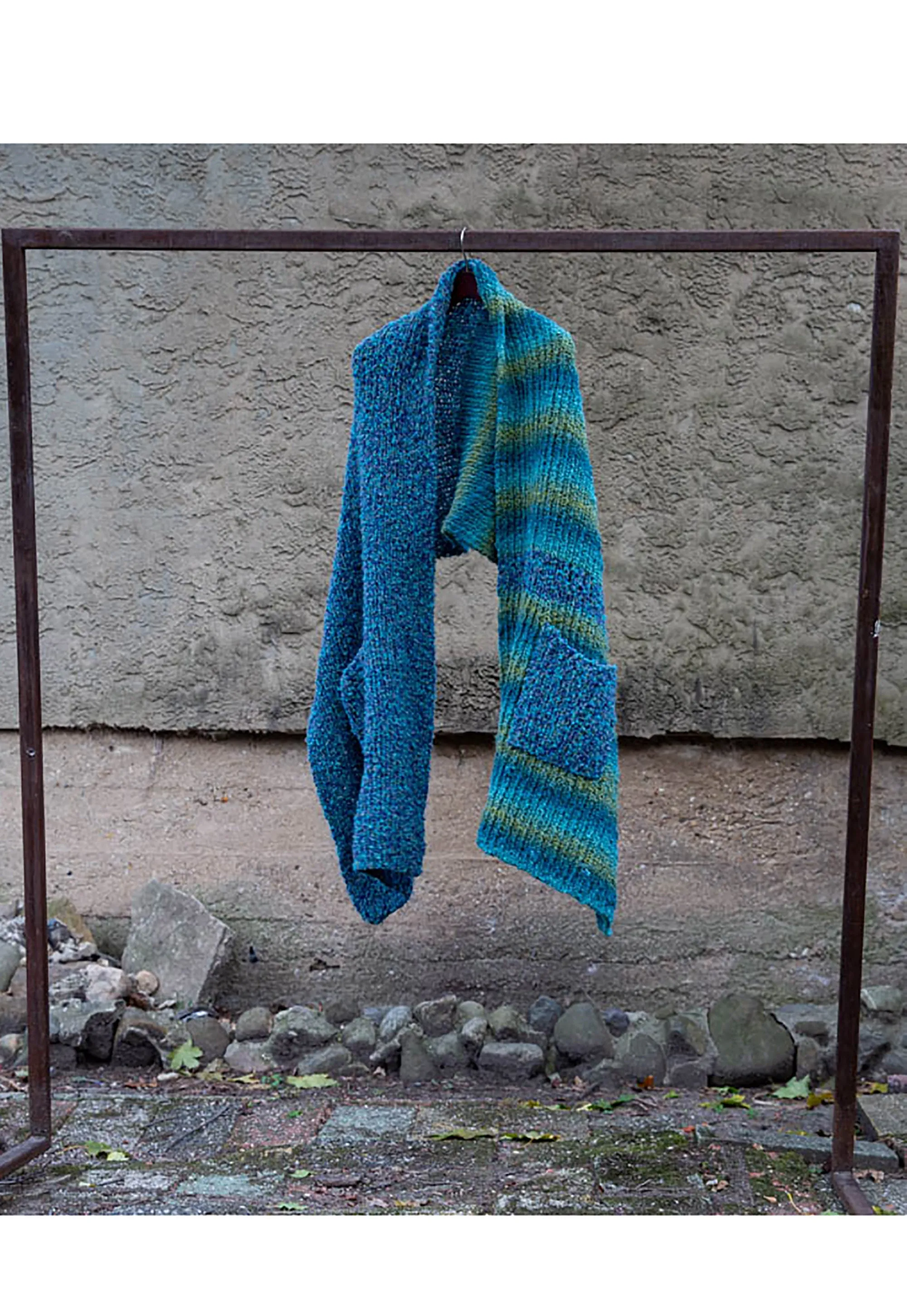 Green-Tone Travel Scarf Cardigan