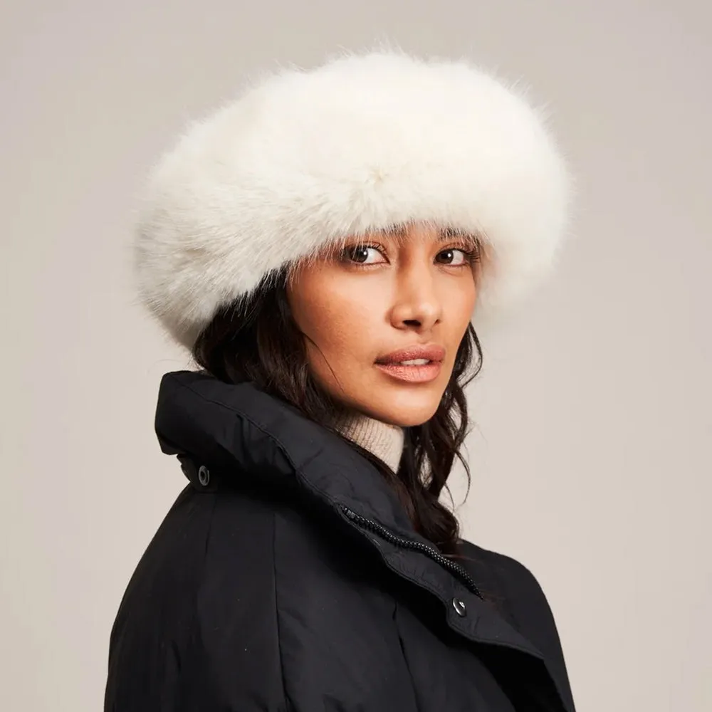 Helen Moore Faux Fur Winter Hat - Ivory