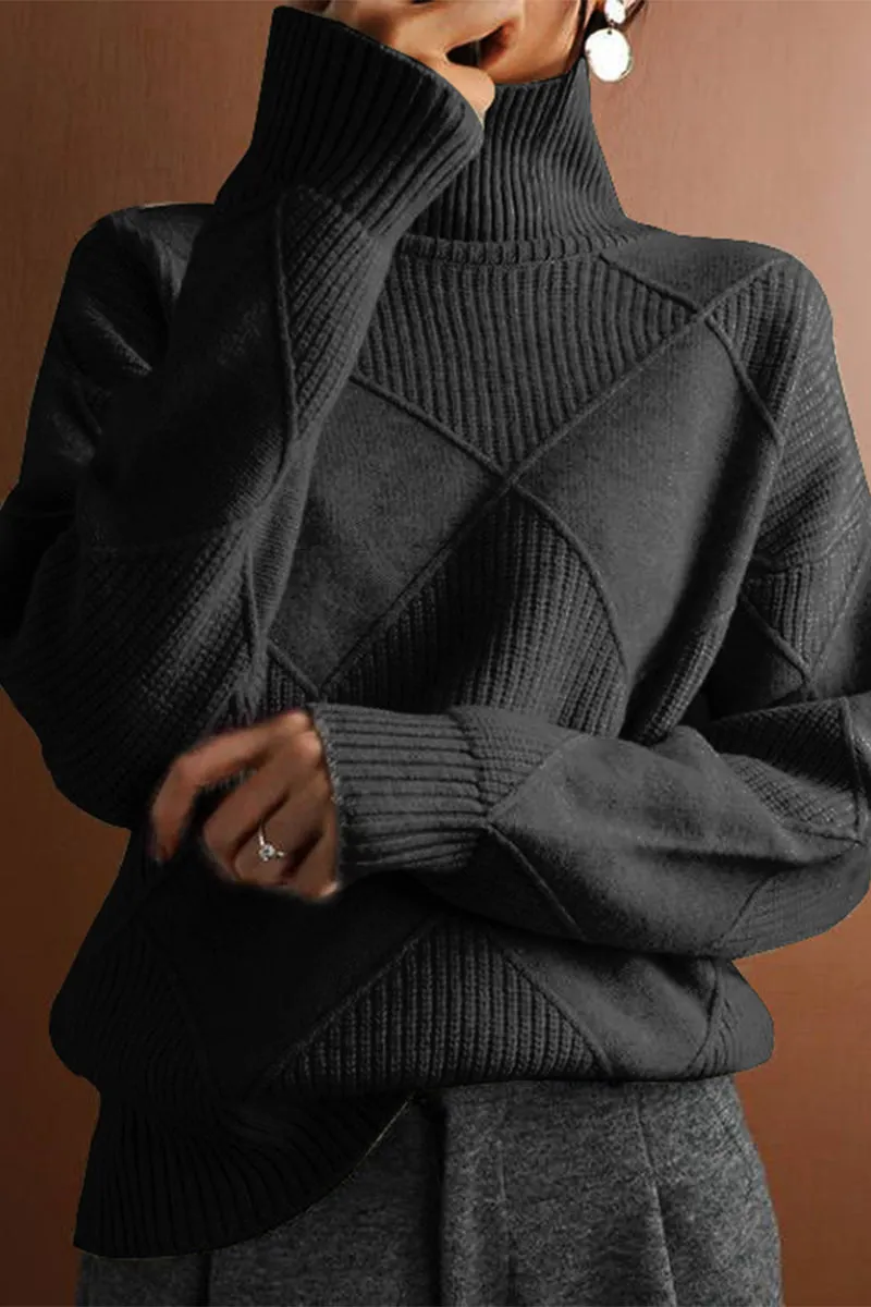 HWR1125 Geometric Knit Turtleneck Sweater