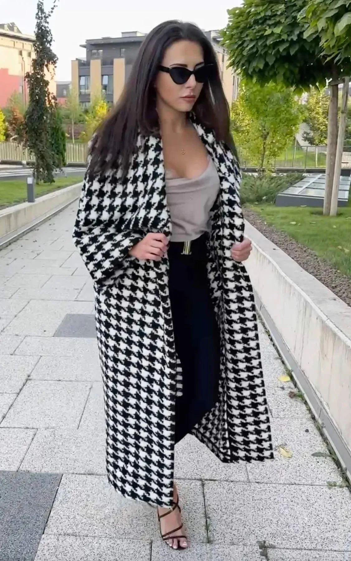 OFELIA Houndstooth Winter Coat