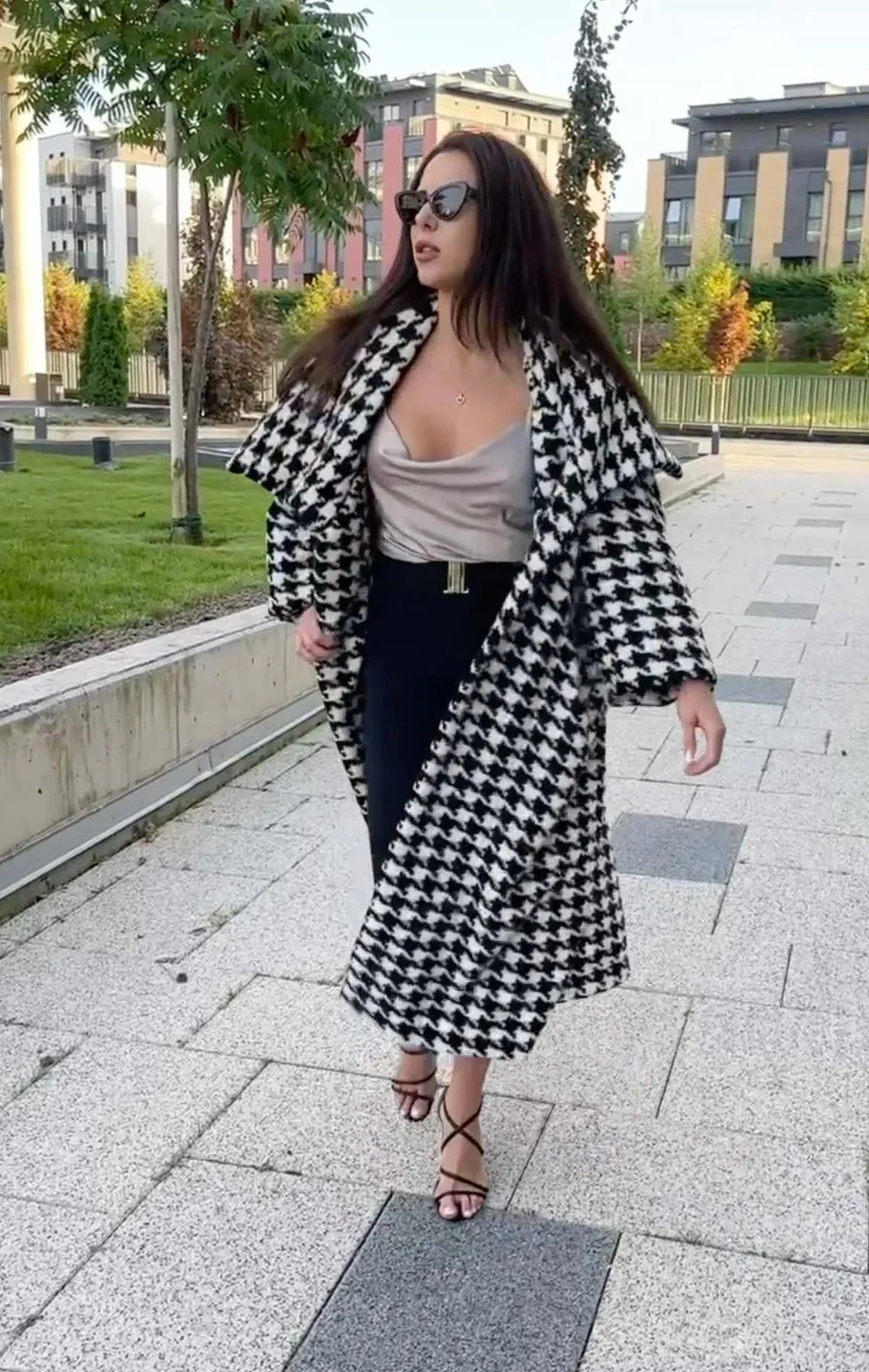 OFELIA Houndstooth Winter Coat