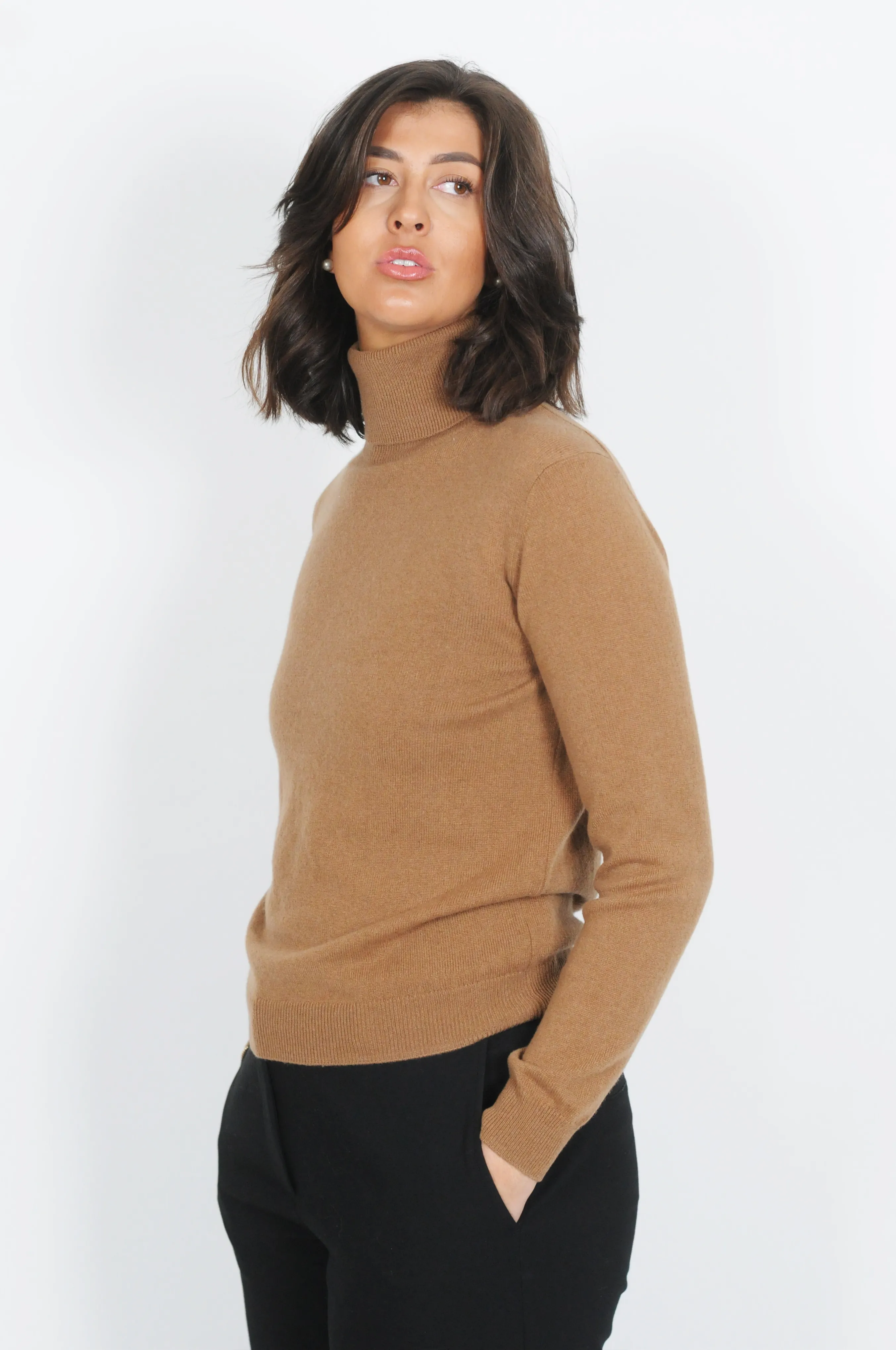 SY-23031 Turtleneck - 100% PureCashmere - Accesories - Dark Camel