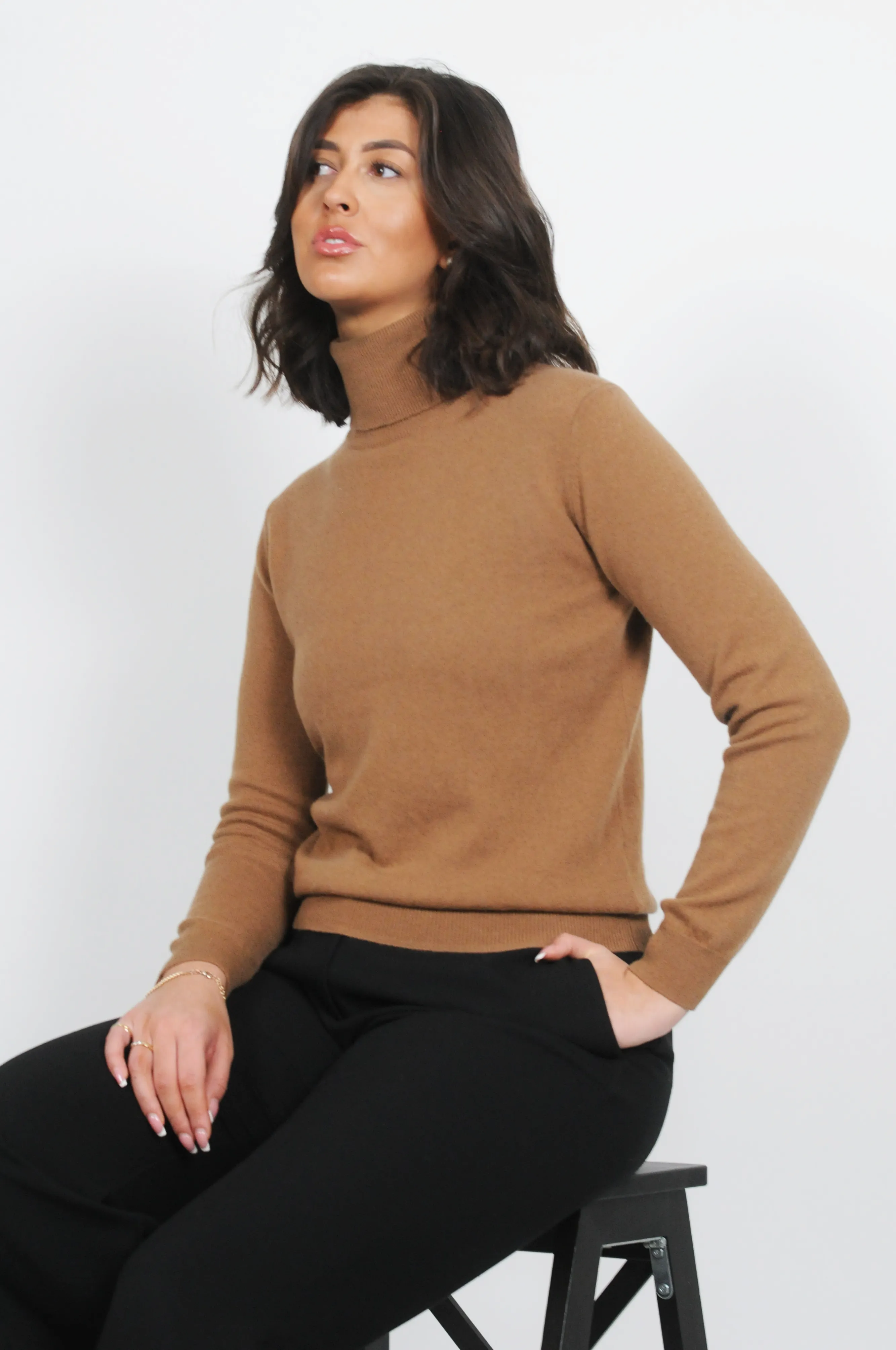 SY-23031 Turtleneck - 100% PureCashmere - Accesories - Dark Camel